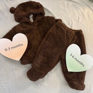 2 piece hoodie and pull on footed joggers. Nb/3-6 mo